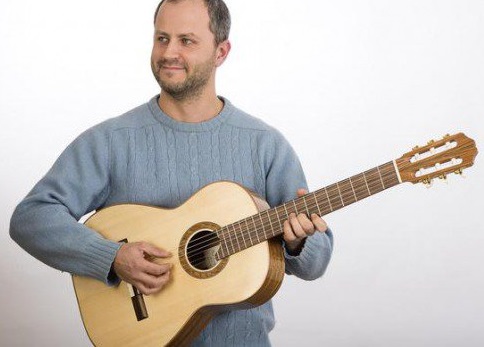 Nasce la chitarra in legno sostenibile